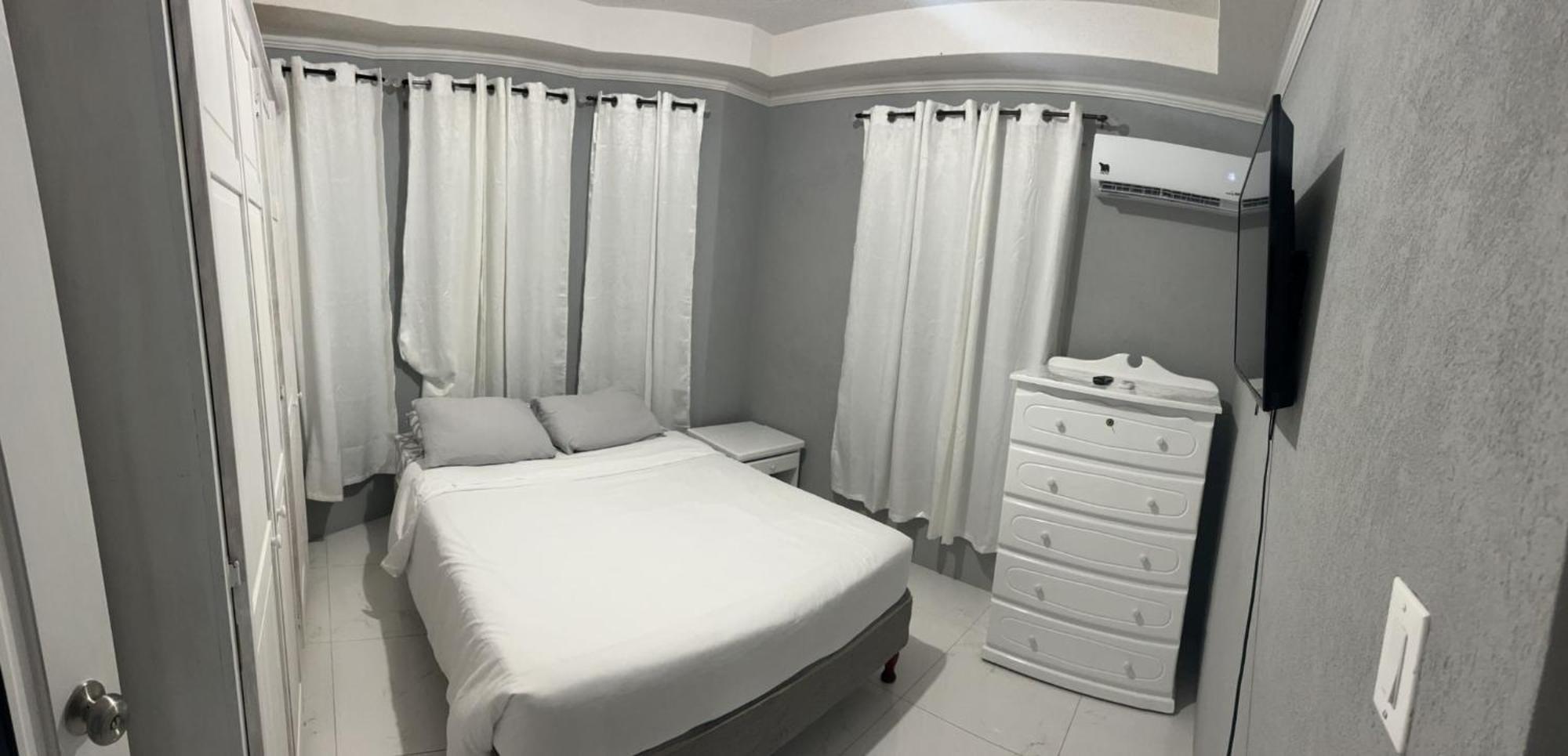 קרייסט צ'רץ' Home Away From Home מראה חיצוני תמונה